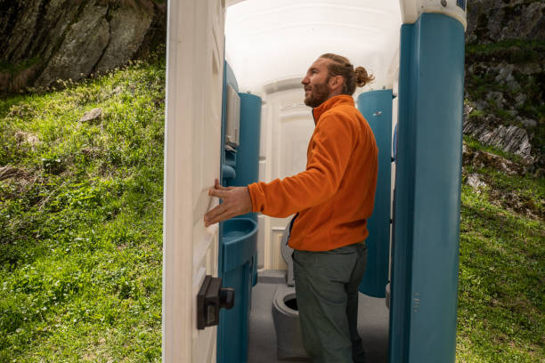 Best Sanitation services for porta potties  in Island Lake, IL